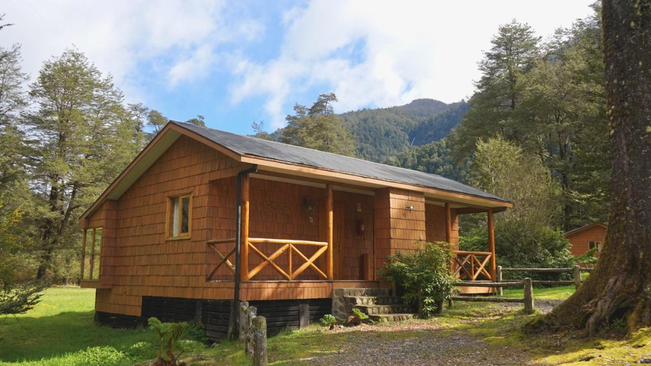 El Pangue Lodge Puerto Puyuguapi Extérieur photo
